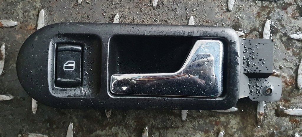 фото №1, Ручка правый перед vw passat b5
