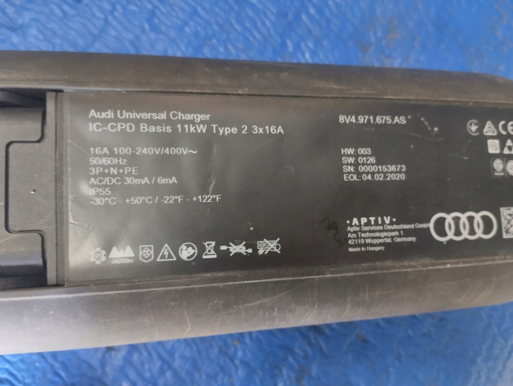 Audi e-tron кабель заряджання ładowara 20a в Україні