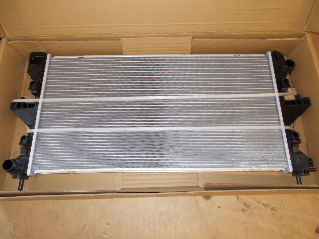 Купити Радіатор води fiat ducato 2014- 2,3