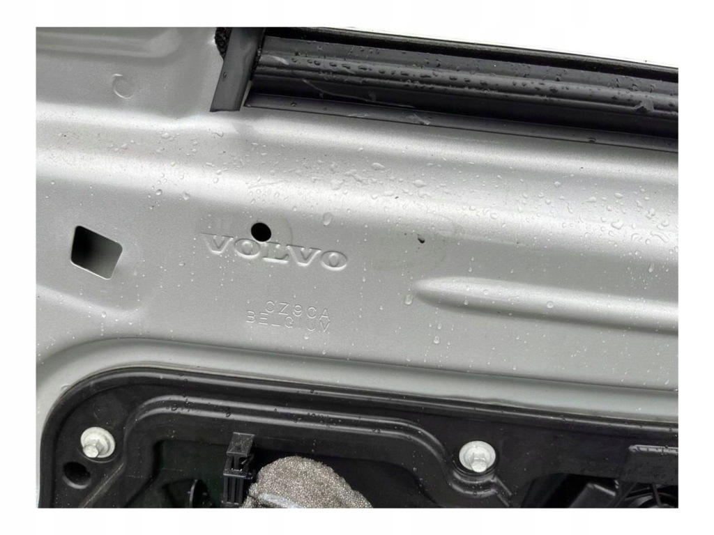 фото №7, Volvo v40 2016 двері передні