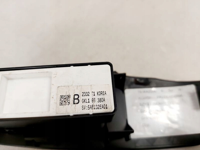 фото №7, Mazda 6 gj перемикач кнопка скло правий задня задній gkl166380a ghp9685l1