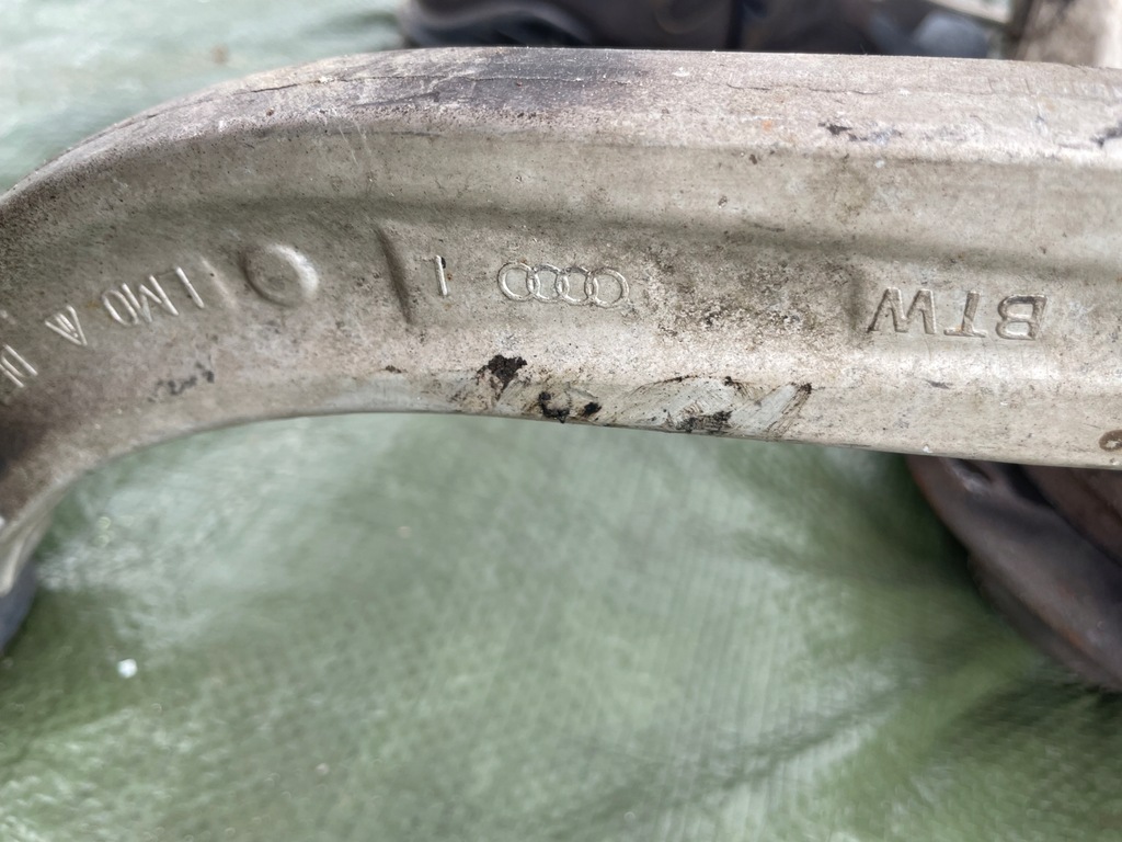 фото №8, Audi a4 b6 b7 важелі поворотний кулак важіль ступиця ліва 8e0407241b