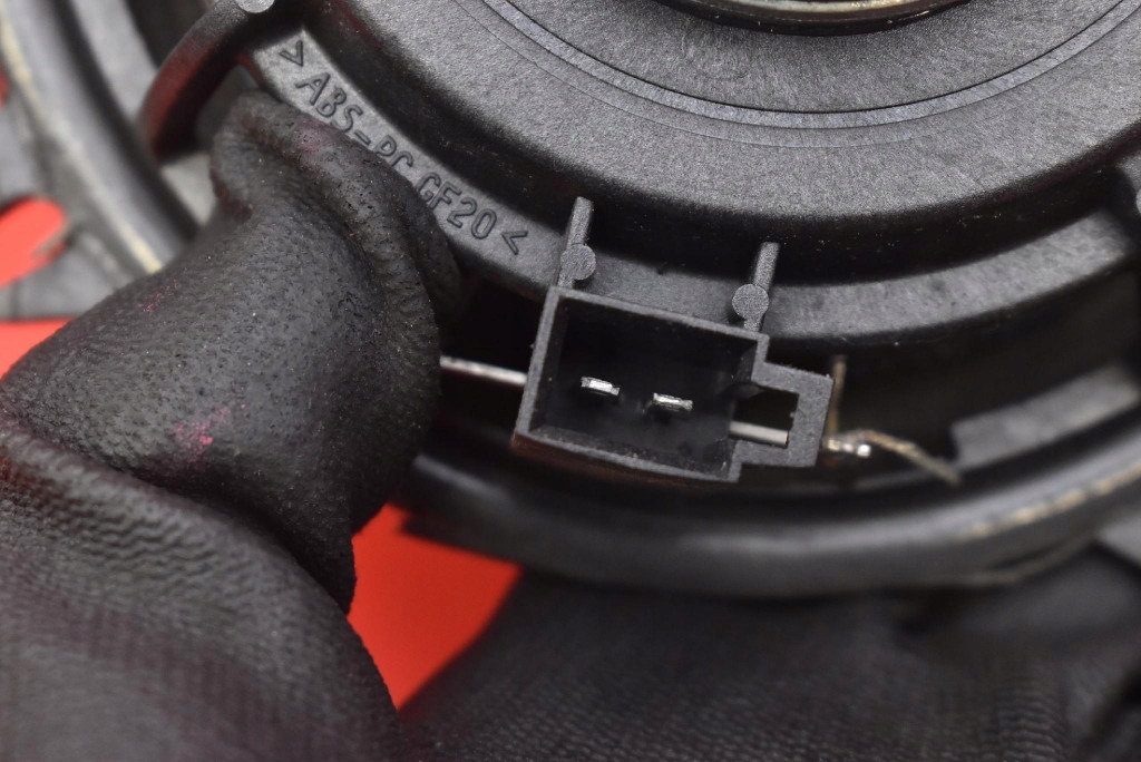 фото №7, Динамік правий задня dacia duster 1 i lift 13-17