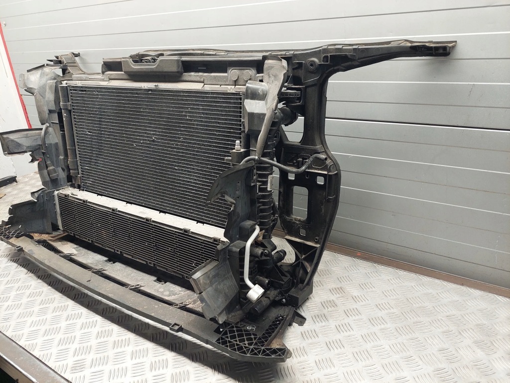 Audi q5 3.0 tfsi 260kw 4g0145804d с передний радиатор воды Доставка