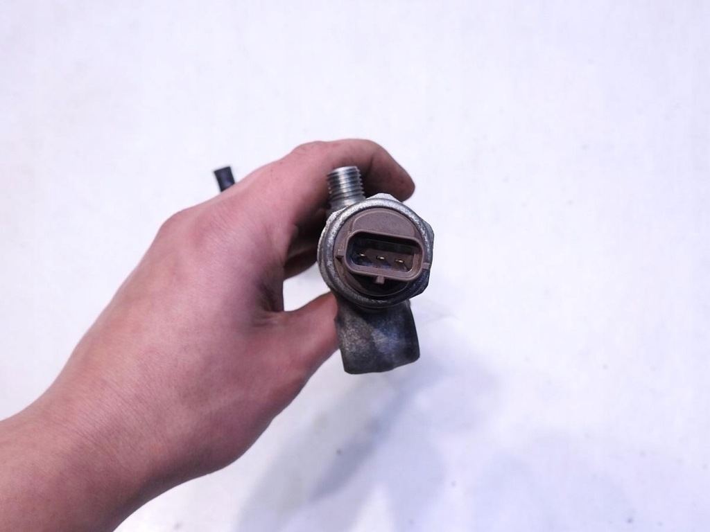 фото №6, Молдинг впрыскная subaru forester iii 2.0 d