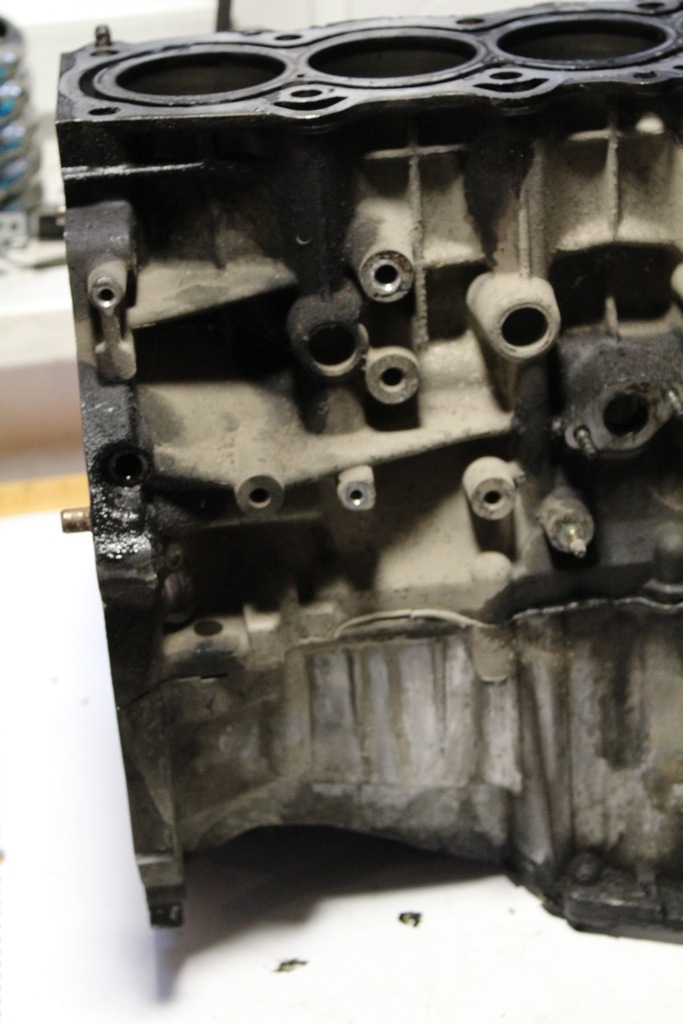 фото №9, Блок двигателя блок двигателя toyota 1.4 d4d 1nd yaris ii auris i corolla e12 e15