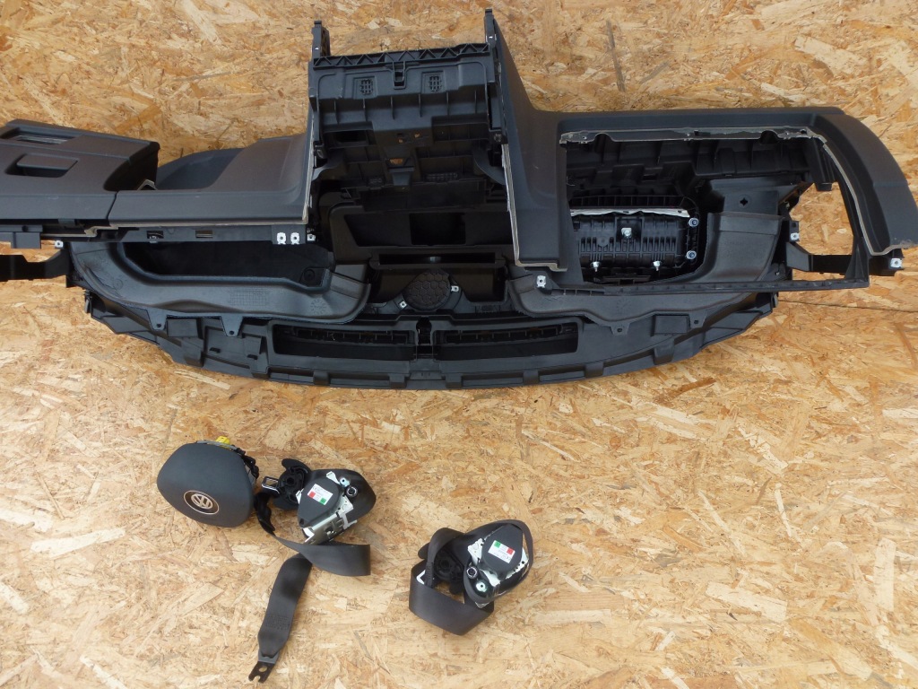 фото №4, Приборная панель консоль подушки безопасности ремни vw passat b8