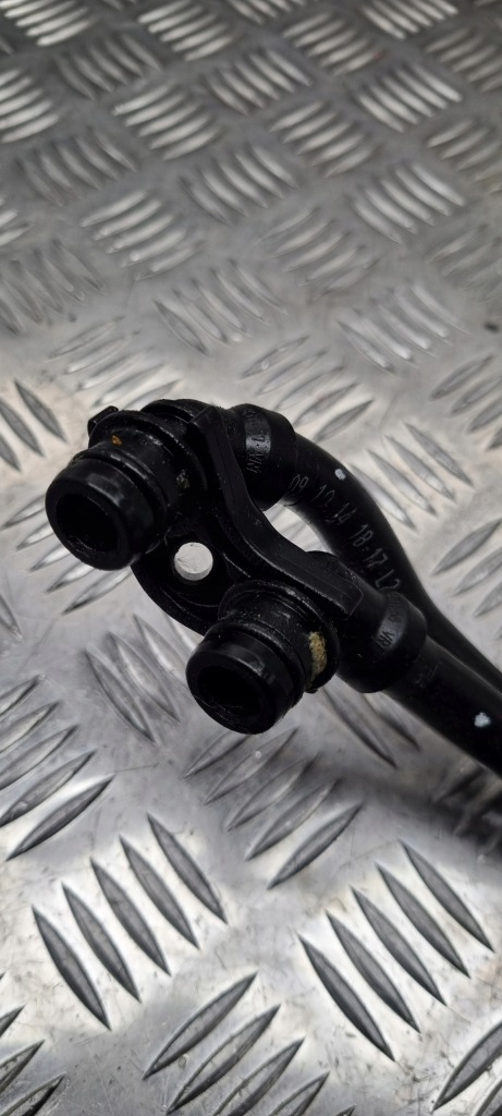 Bmw f10 f20 f30 шланг радіатора оливи 8511456 Доставка