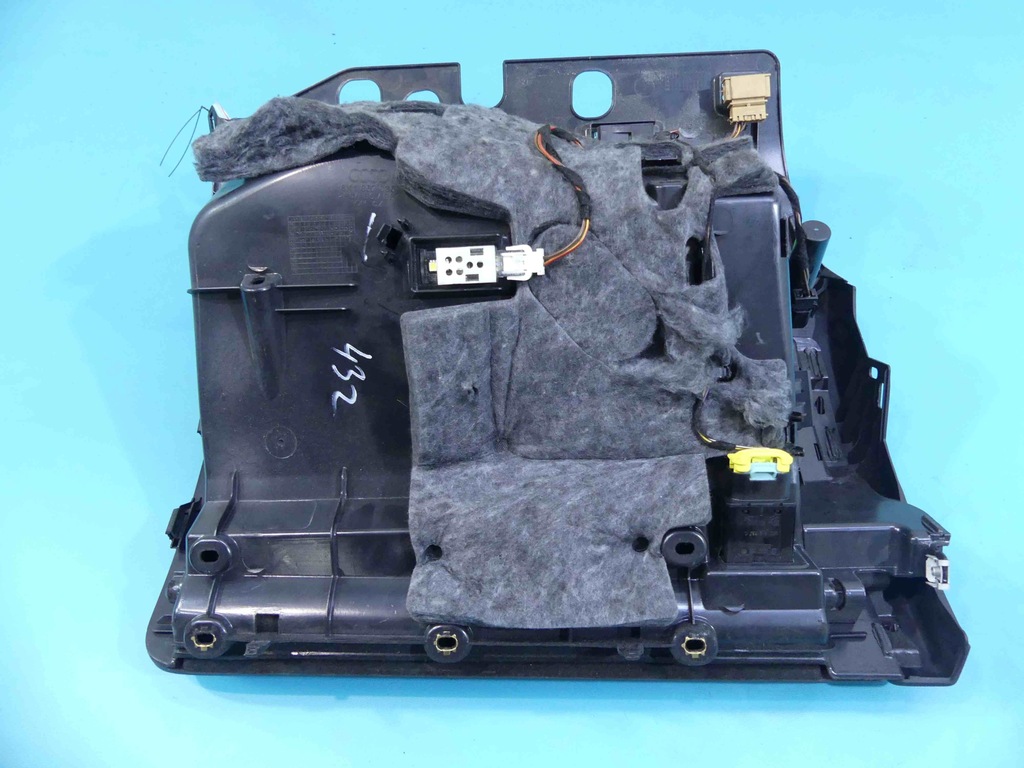 фото №11, Бардачок пассажира audi a5 i 8t 8k1857035