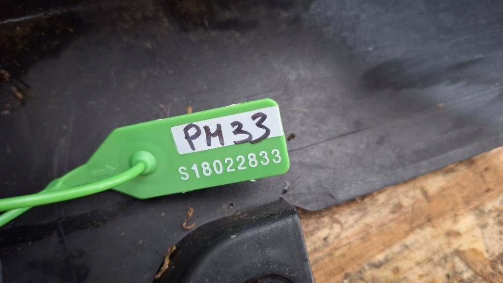 Накладка порог накладка  порог правая mercedes gle w166 15- a1666980354 Недорого