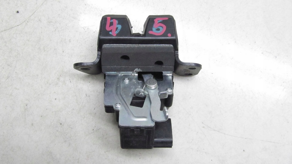 фото №1, Hyundai ix35 замок крышки багажника 10-16