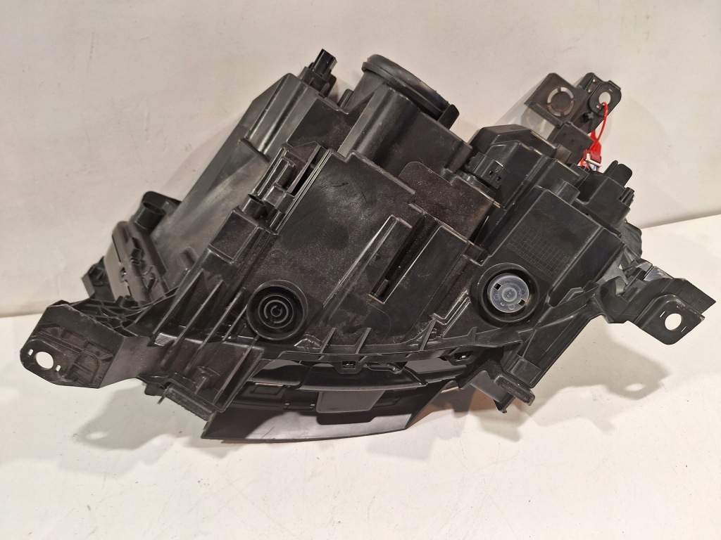 Фара перед правый  новая valeo full led 9847939180 opel mokka b 20- с Разборки