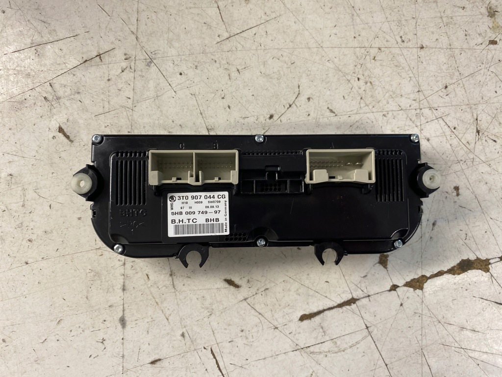 фото №6, Skoda yeti панель кондиціонера 3t0907044cg