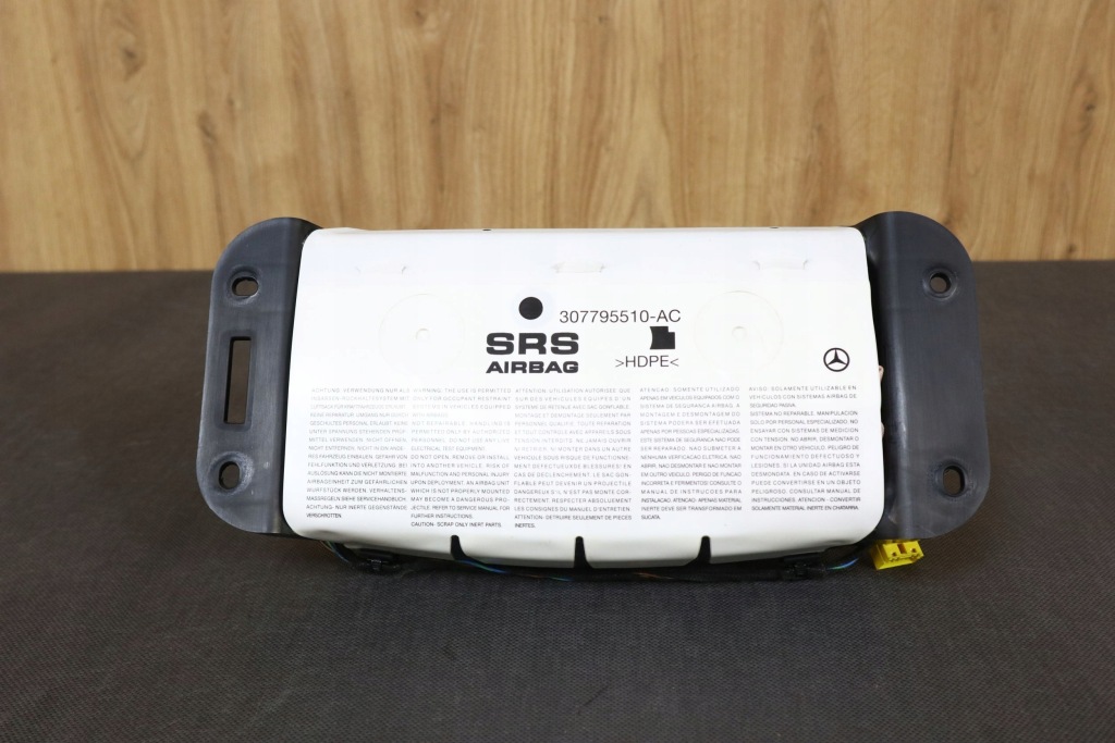 фото №1, Mercedes slk r172 подушка подушка безопасности пассажира консоли a1728602702