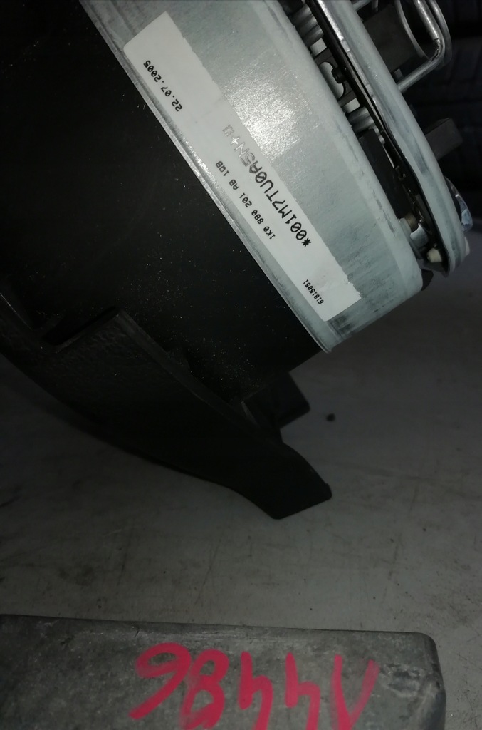 фото №5, Vw jetta 1k1 консоль, подушка безопасности+ модуль, ремни l+pr