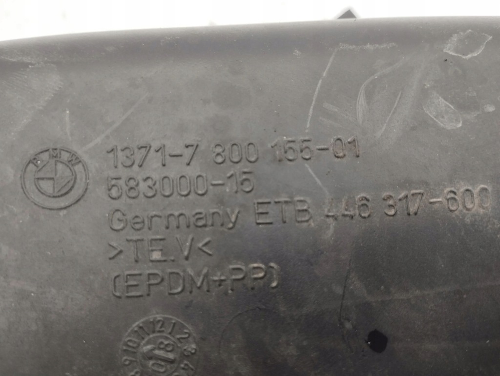 фото №10, Bmw 7 f01 f02 f03 f04 2009 перед сторона ліва частина труби впуску повітря