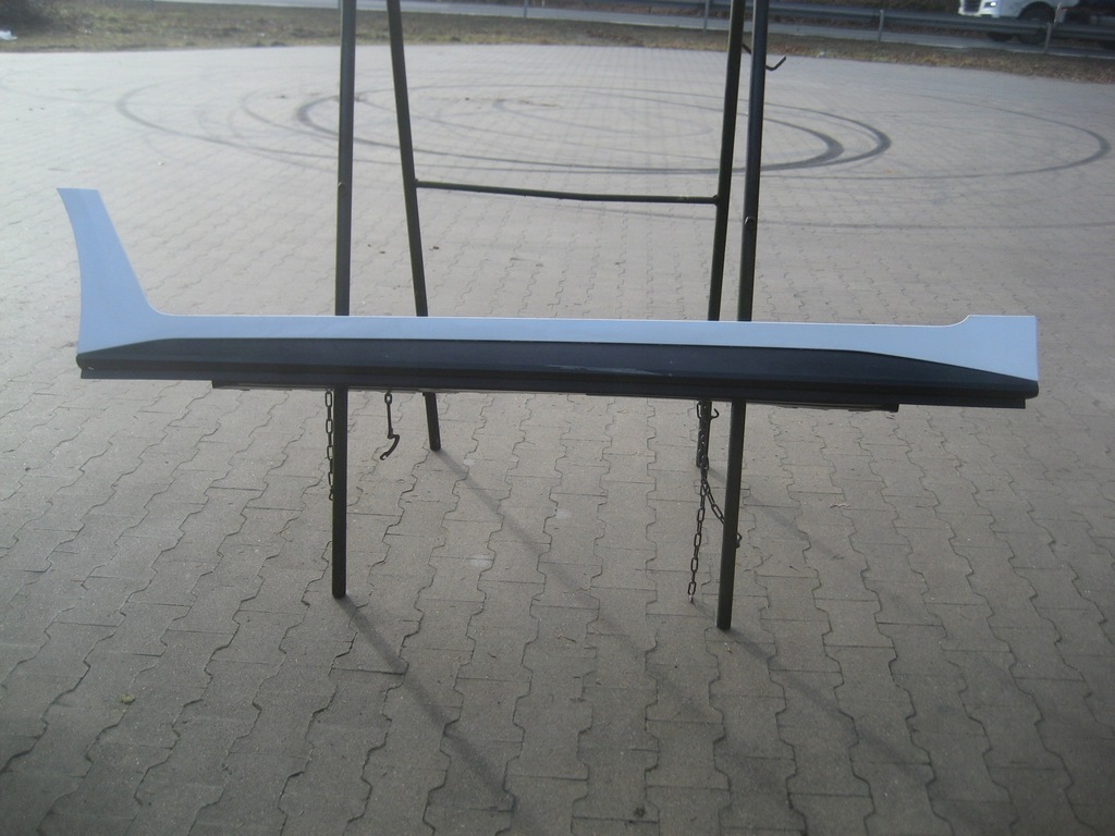 фото №1, Bmw g26 21-25r молдинг поріг ліва