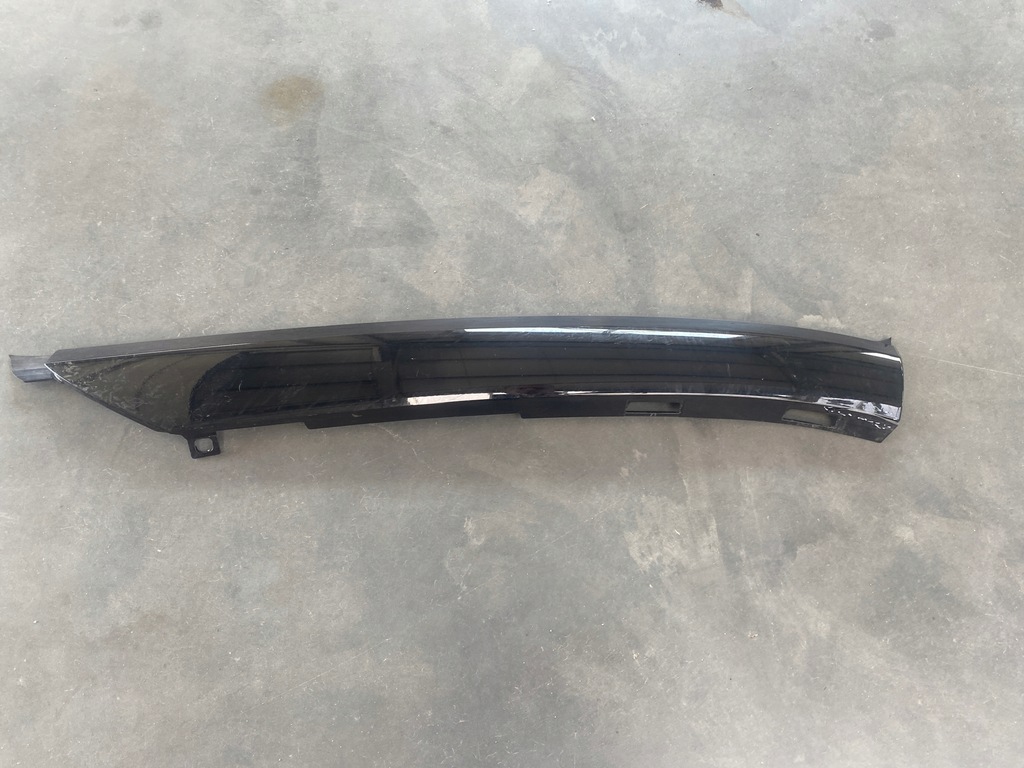 фото №1, Bmw i3 защита молдинг стойка a левая czarna