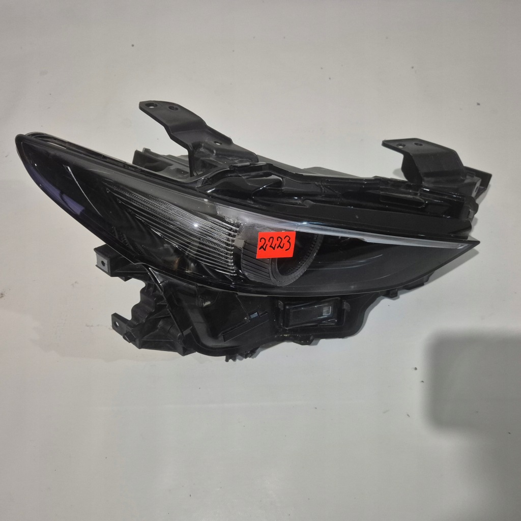 Купити Mazda 3 фара правий full led bol5-67890