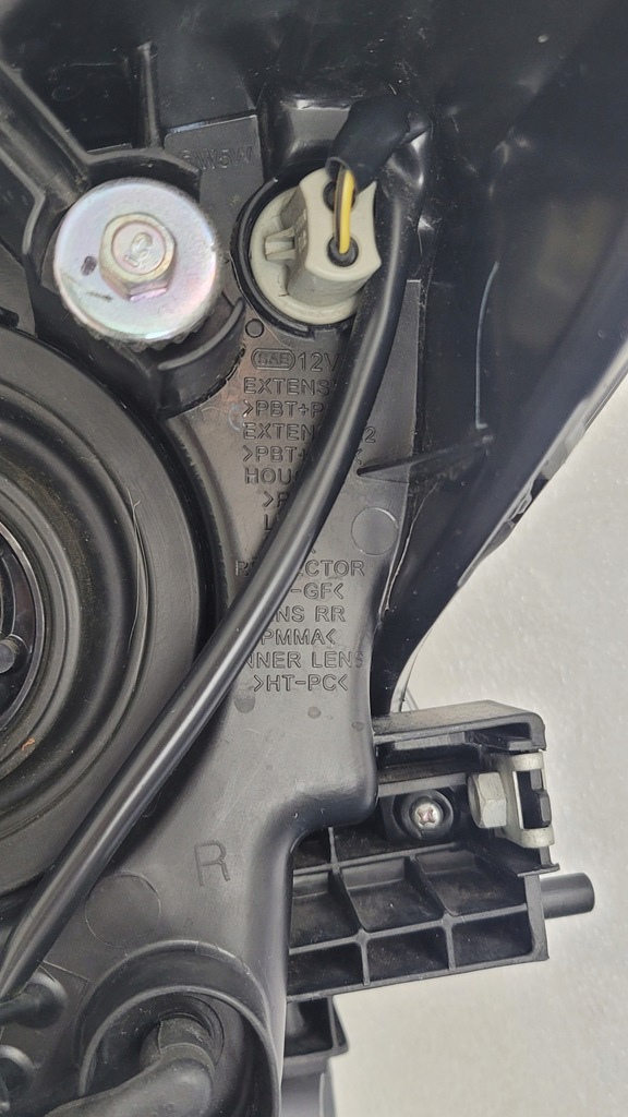 фото №9, Лампа права звичайна лінза перед mazda 3 iii bm 2013- 10 pin