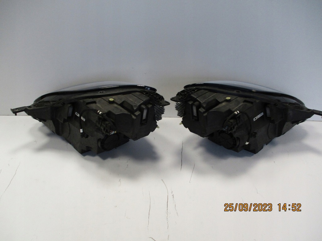 фото №11, Лампа лампи led ford puma mk2 l90202381 l90202380