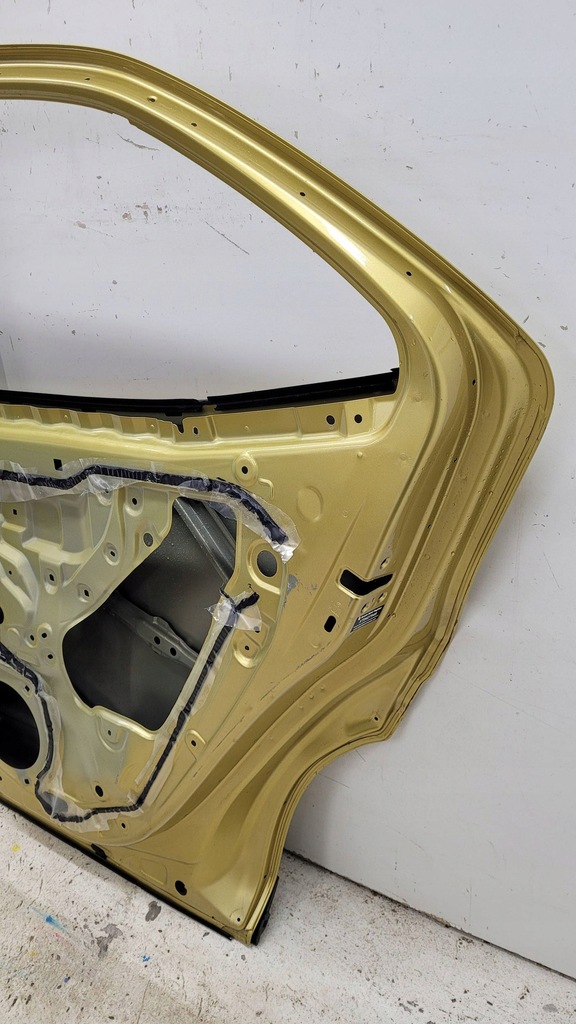 фото №11, Toyota yaris cross 20- двері задня задні праве fv