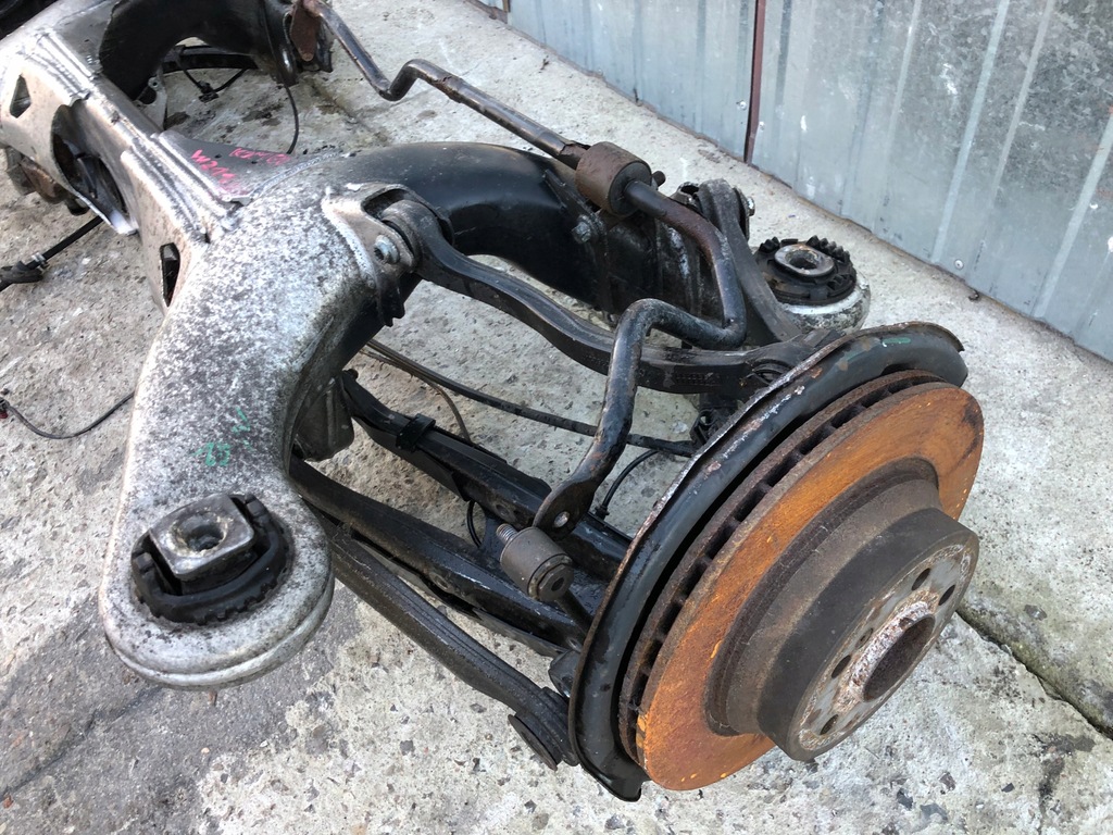 фото №6, Балка подвеска задняя комплект mercedes w211 kombi