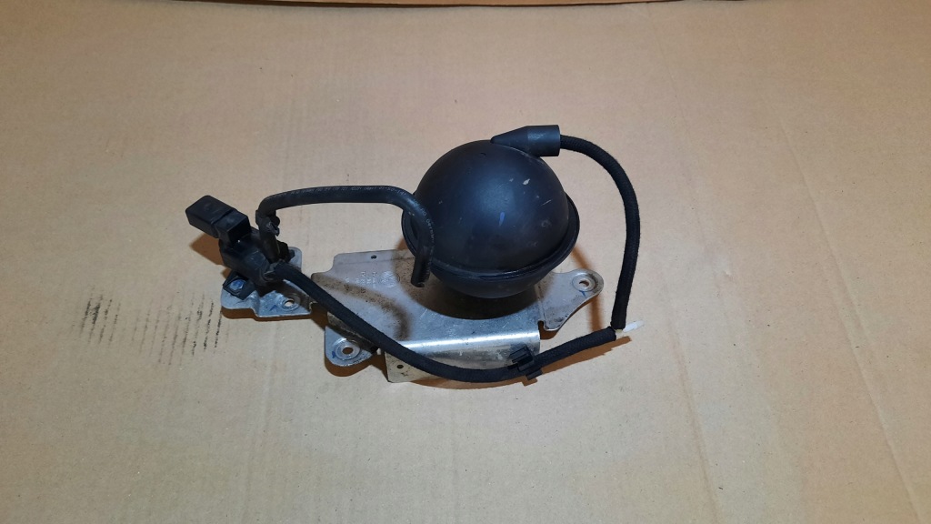 фото №1, Клапан вакуумa audi q7 touareg 7p0 037906283d