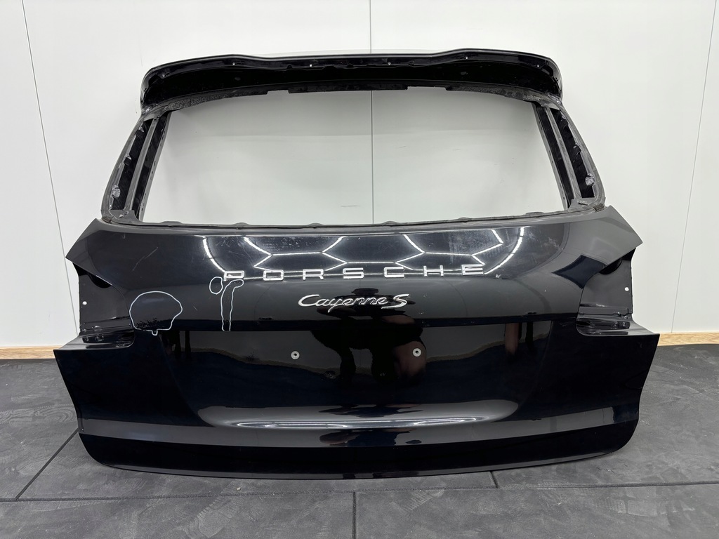 фото №1, Porsche cayenne 7p lift 15r- кришка багажника багажника