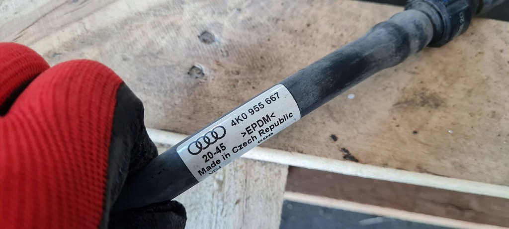 фото №12, A6 c8 4k шланг трубка wąż омывателя лампа 4k0955667