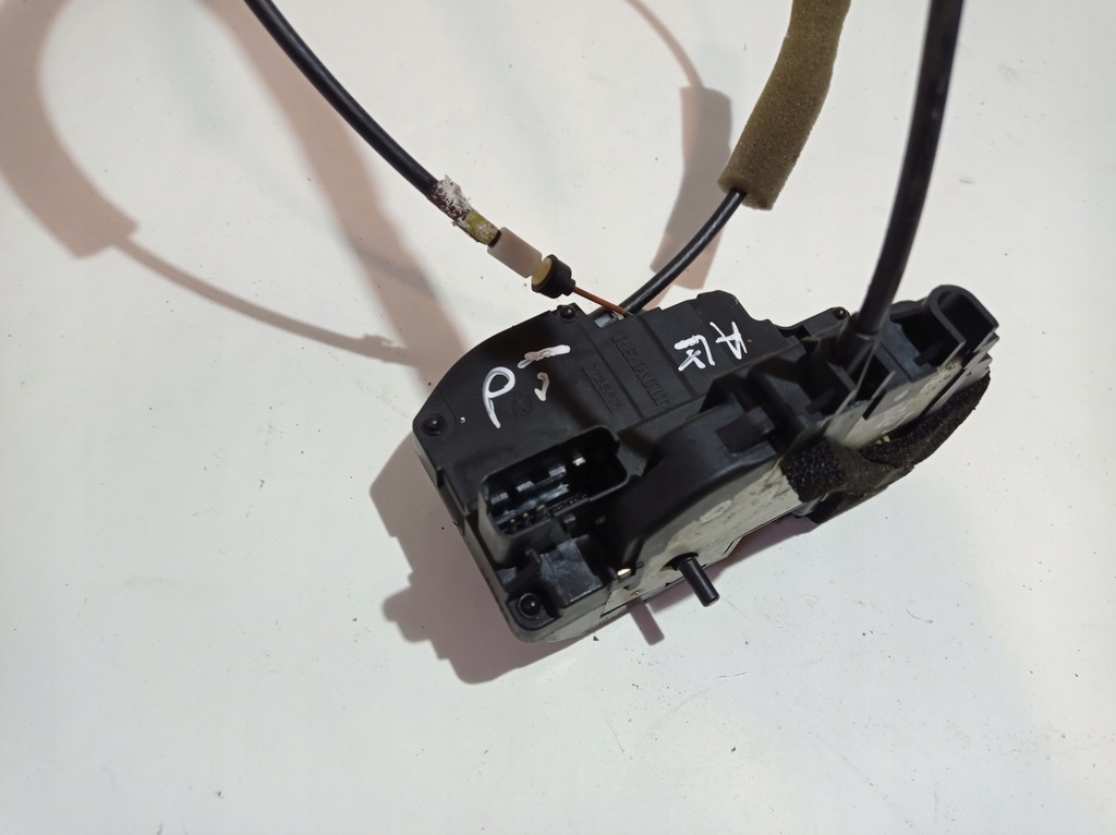 фото №3, Замок дверь правый задняя renault koleos