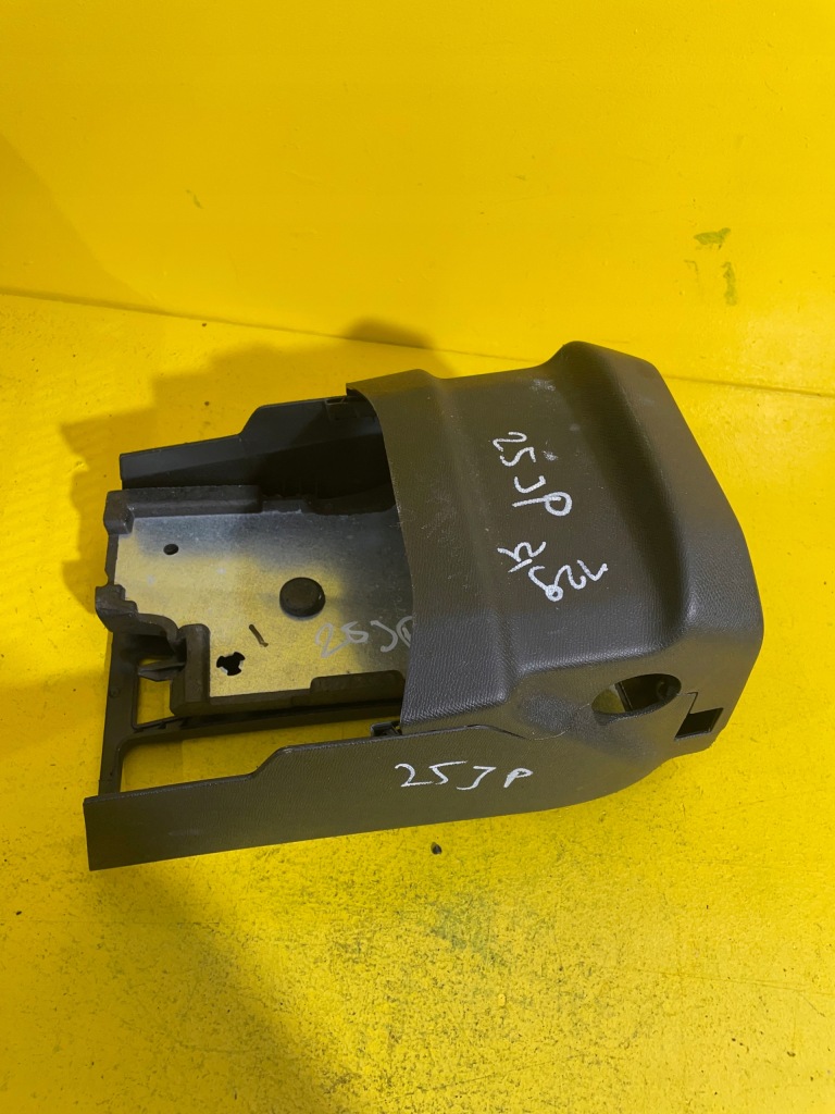 Peugeot 308 ii корпус колонки рулевого Киев