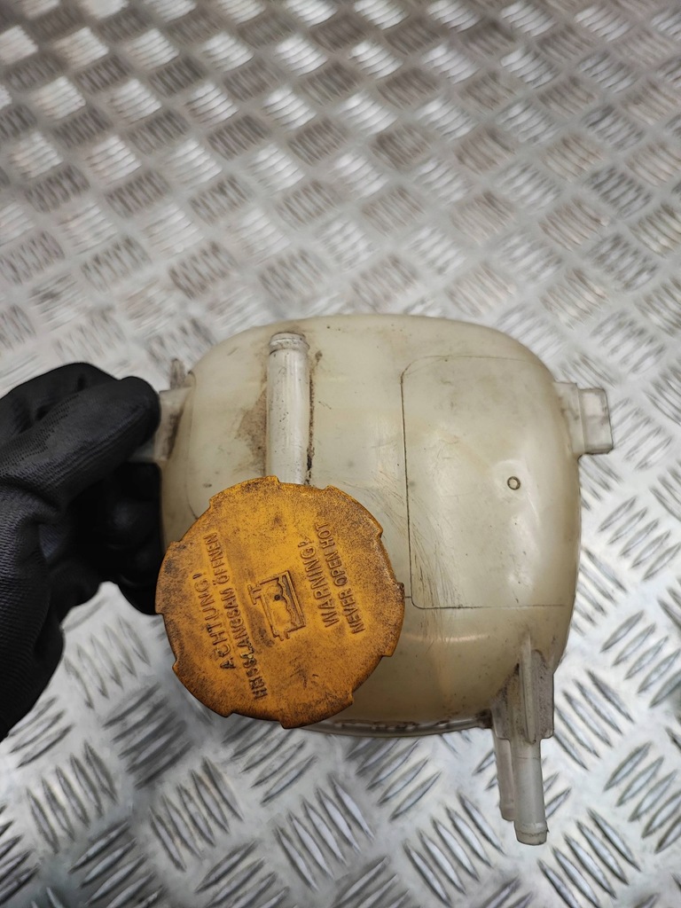 фото №8, Opel signum 2006 бак расширительный охлаждающая жидкость