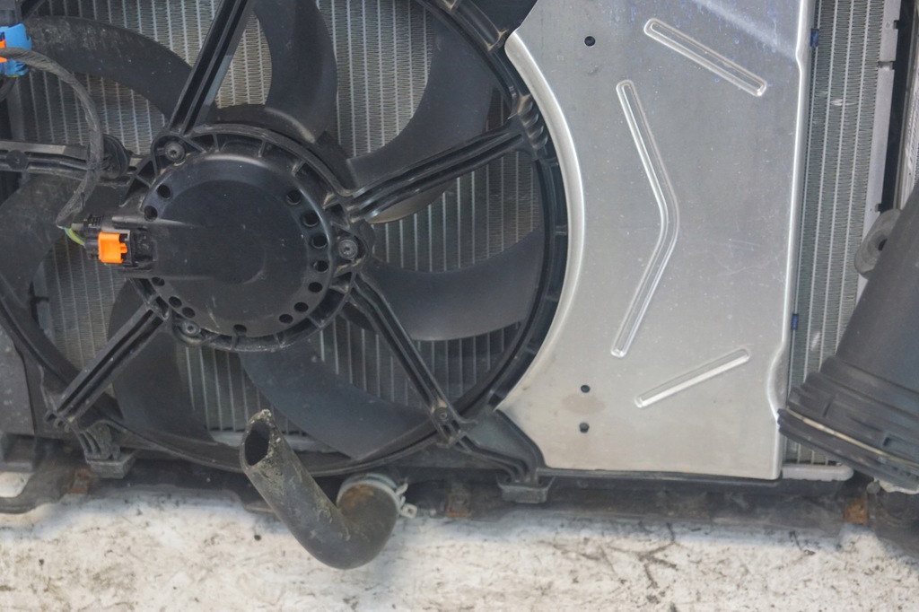 фото №14, Pas передний citroen c4 cactus lift 1.2 thp