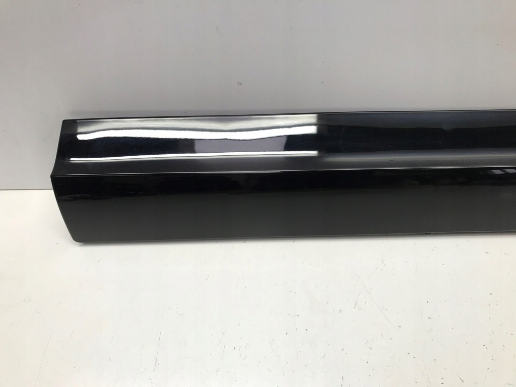 фото №3, Ford mustang mach-e 2023 молдинг двері нижня правий перед lj8b-r20848 -daw