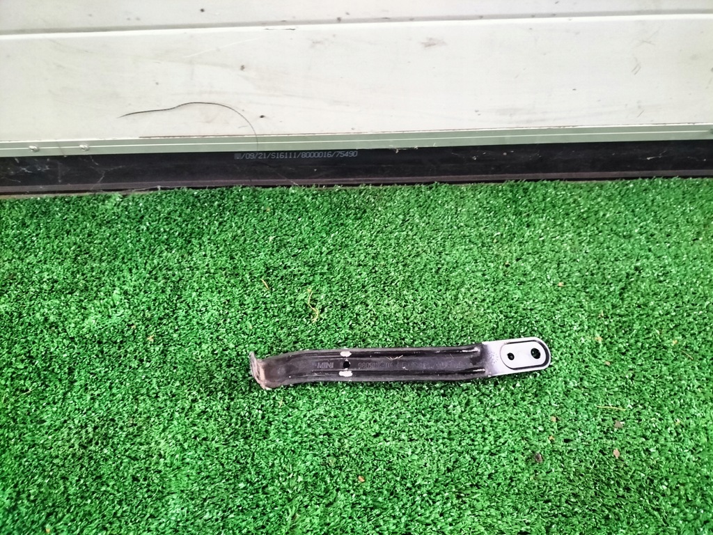 фото №1, Mini countryman r60 r61 кронштейн порог левая