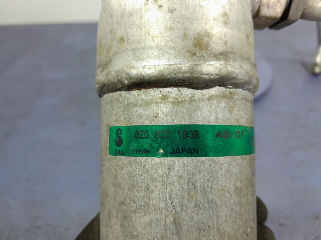 фото №5, Audi a2 1.6 fsi 110 km шланг wąż кондиціонера 8z1260740b