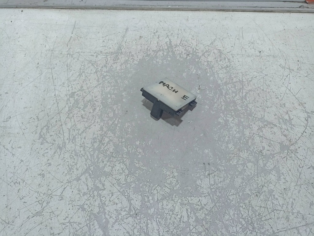 Купить Ford mustang mach-e модуль blis ml3t-14h031-ak