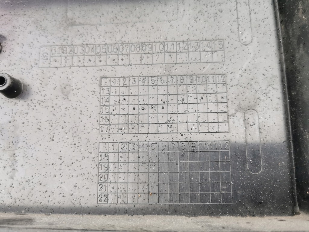 фото №10, Audi tt 8s решётка радиатора решётка радиатора cała!