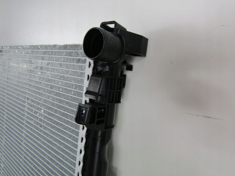 Master 3 movano b nv400 радиатор воды Недорого