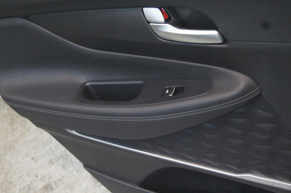 фото №7, Hyundai santa fe iv usa 2.0t обшивка двері лівий задня infinity