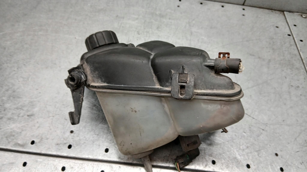 Бачок рідина охолоджуючої mercedes benz w168 1.7cdi 97-01r 1685000149 Київ