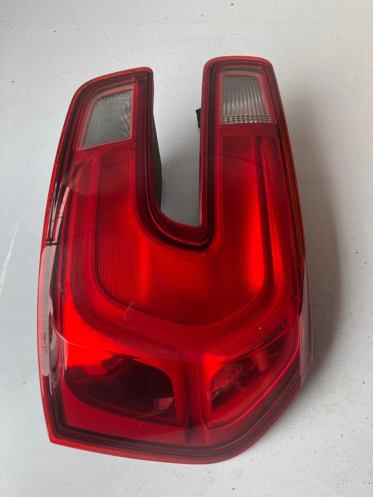 фото №7, Лампа правый задняя c4 grand picasso ii 9676853880