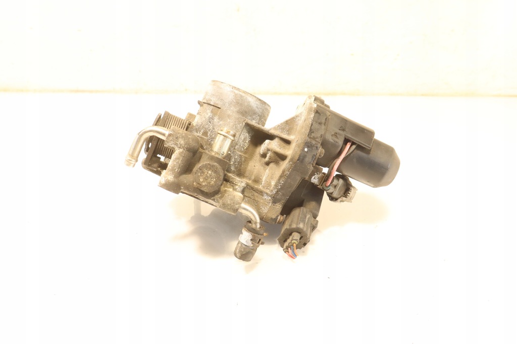 фото №1, Дроссельная заслонка toyota prius ii 1.5 гибрид