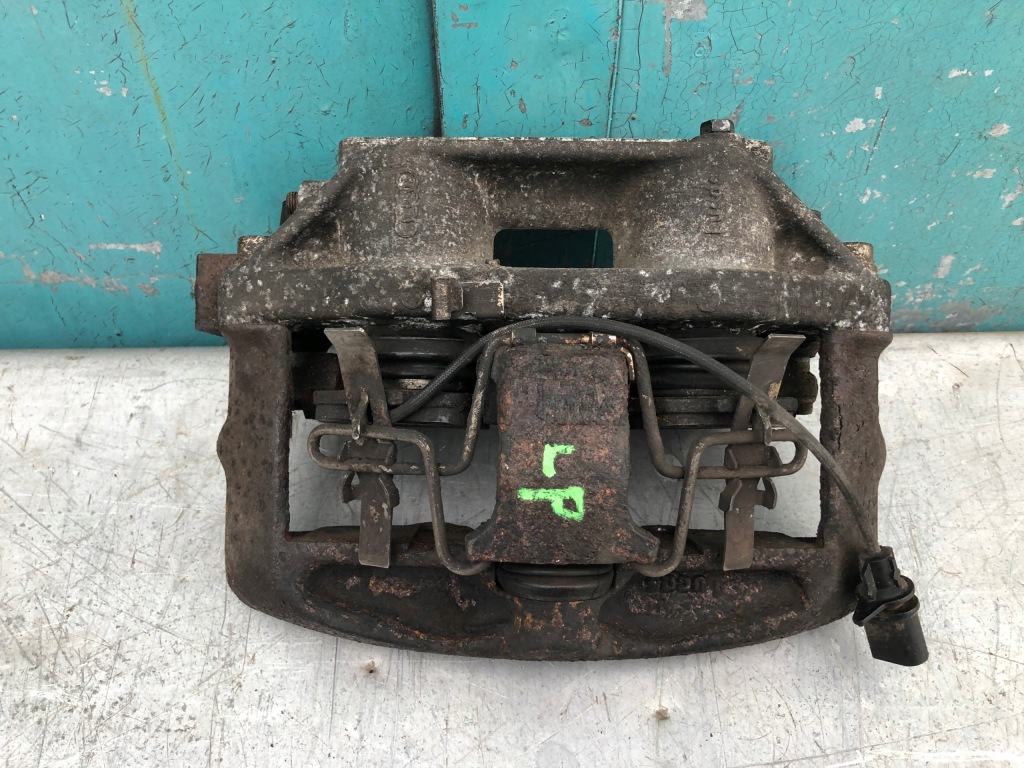 фото №1, Vw phaeton 3,2 суппорт левый перед передний