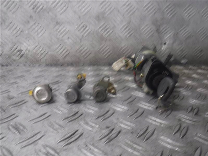 фото №3, Замок запалювання kia carens ii