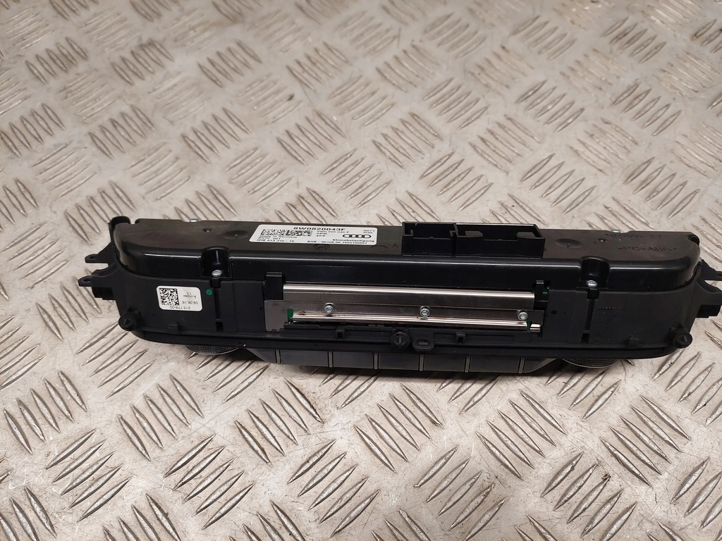 фото №5, Audi a4 s4 b9 8w0820043f с передний блоки управления i элементы электрический