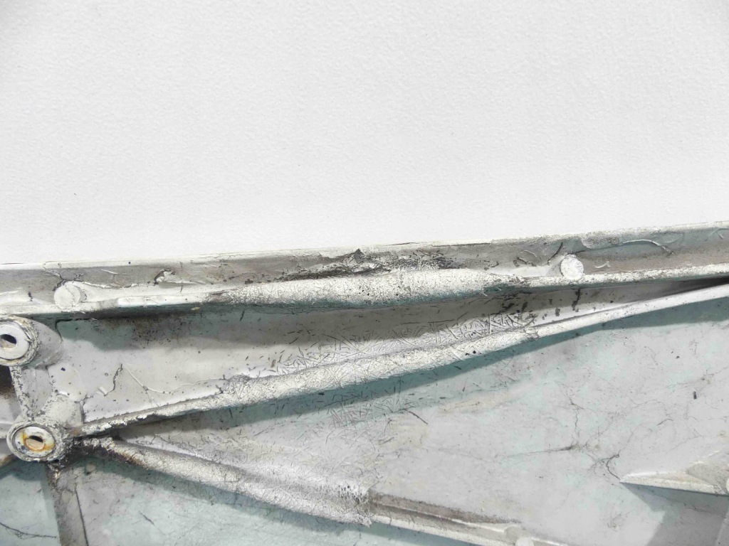 Капот передня mercedes mb100 92-95 білий в Україні