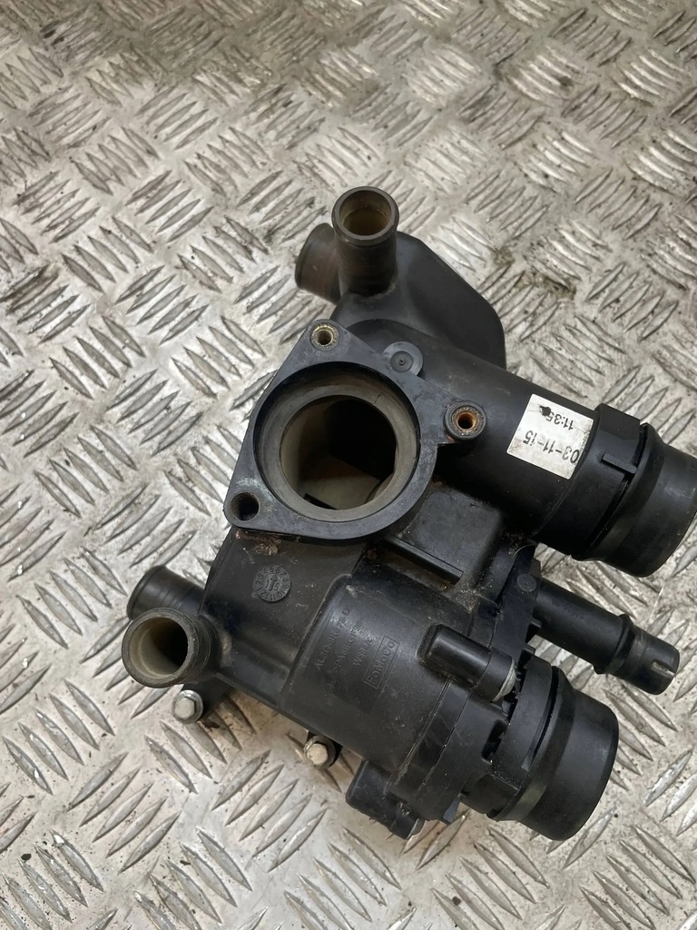 фото №3, Корпус термостата термостат wody range rover l494 4.4 al3q-9k478-db