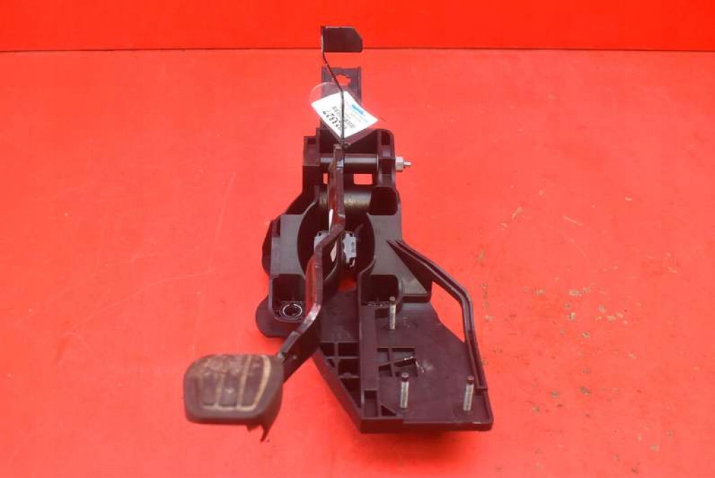 фото №1, Педаль педалі гальмо 981615218000 opel combo e 18-21